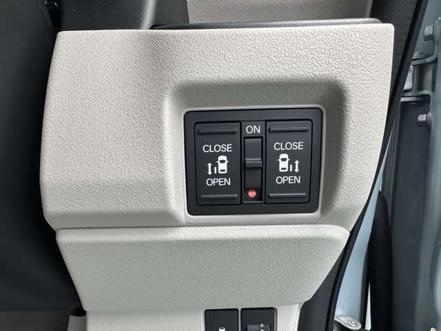ホンダ Ｎ　ＢＯＸ ６６０ ファッションスタイル モノトーン R8年 (東海) 99