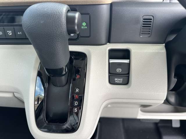 ホンダ Ｎ　ＢＯＸ ６６０ ファッションスタイル モノトーン R8年 (東海) 99