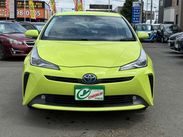 トヨタ プリウス １．８ Ｓ Ｅ－ＦＯＵＲ ４ＷＤ R1年 (北海道) 99