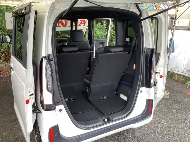 ホンダ Ｎ　ＢＯＸ カスタム ６６０ ターボ R5年 (九州・沖縄) 99