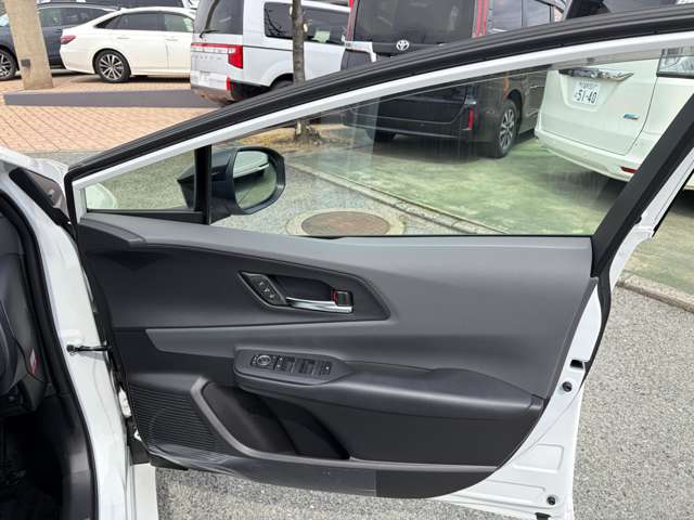 トヨタ プリウス ２．０ Ｚ R5年 (九州・沖縄) 99