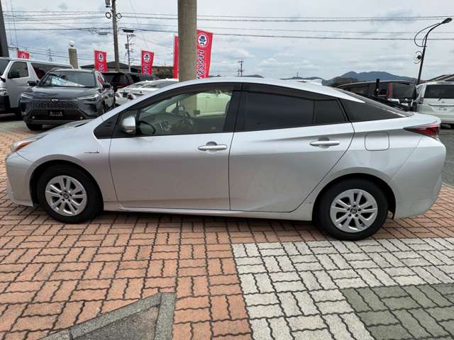 トヨタ プリウス １．８ Ｓ R1年 (九州・沖縄) 99