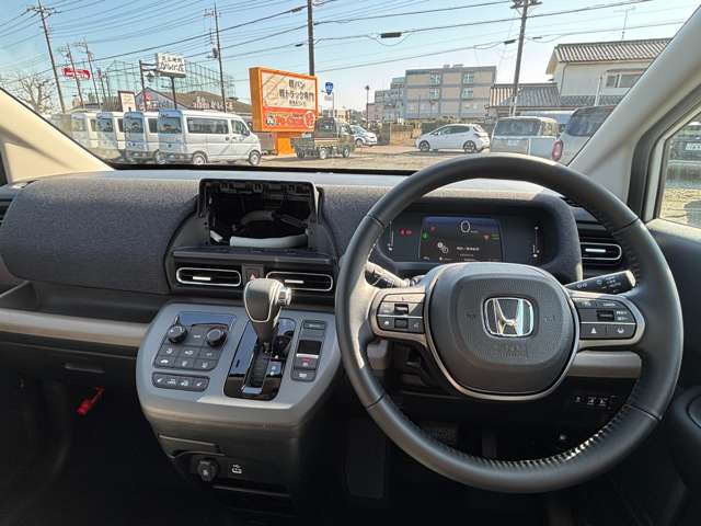 ホンダ フリード　ハイブリッド １．５ Ｅ：ＨＥＶ エアー ＥＸ R7年 (関東) 99