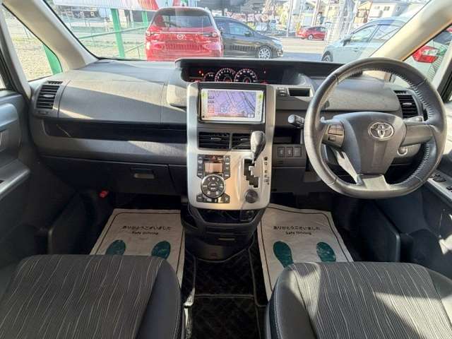 トヨタ ヴォクシー ２．０ ＺＳ 煌ＩＩ H24年 (関東) 99