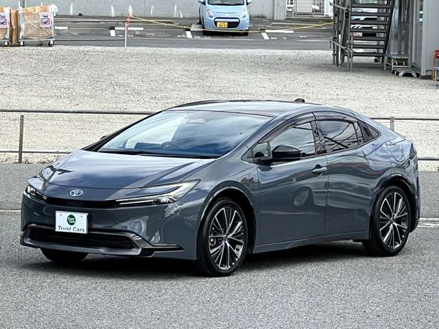 トヨタ プリウス ２．０ Ｚ R5年 (近畿) 99