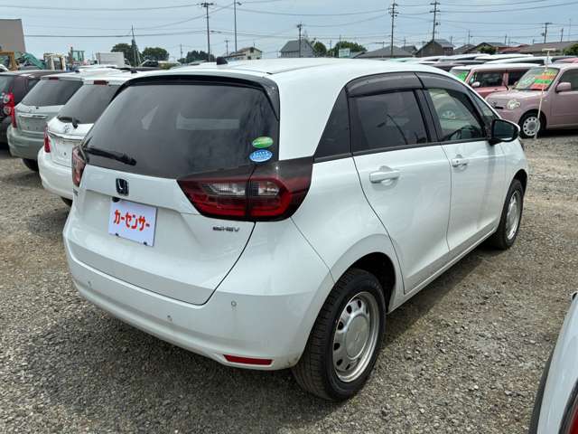 ホンダ フィット　ハイブリッド １．５ Ｅ：ＨＥＶ ベーシック ４ＷＤ R3年 (東北) 99