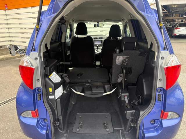 トヨタ ラクティス １．５ Ｇ ウェルキャブ 車イス仕様車スロープタイプ タイプＩ 助手席側リアシート付 H23年 (東海) 99