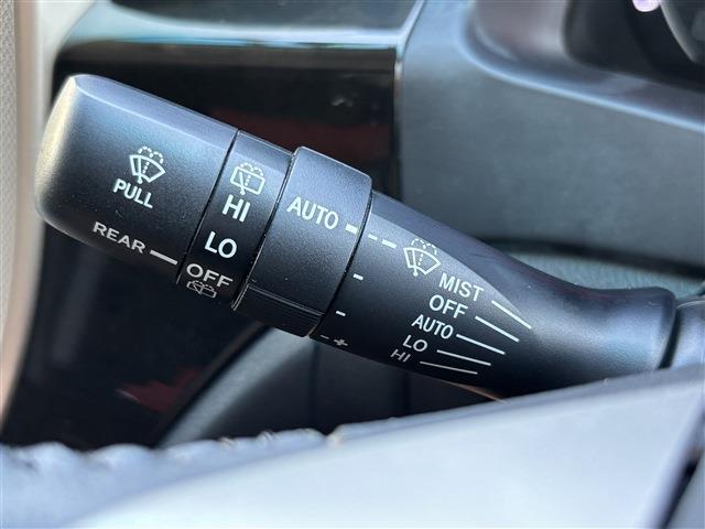 トヨタ ヴェルファイア ２．４Ｚ　ゴールデンアイズ H25年 (東海) 99