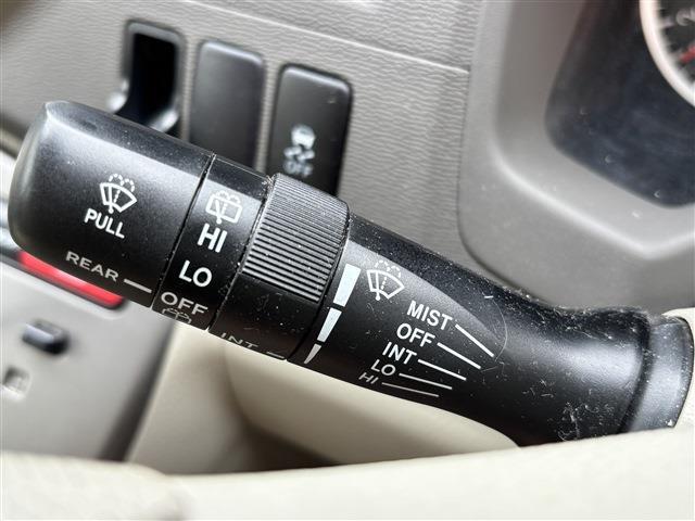 トヨタ アイシス １．８ Ｌ Ｘセレクション H25年 (東海) 99