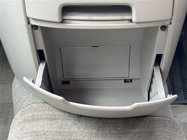 トヨタ アイシス １．８ Ｌ Ｘセレクション H25年 (東海) 99