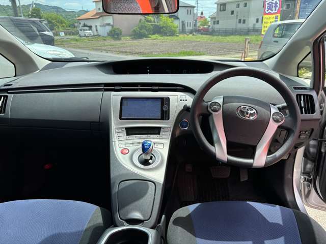 トヨタ プリウス １．８ Ｓ H25年 (東海) 99