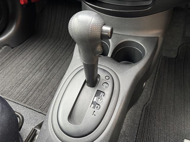 日産 ノート １．２ Ｘ H25年 (東海) 99