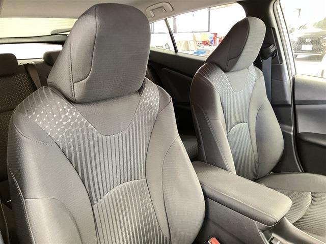 トヨタ プリウス １．８ Ｓ H28年 (東海) 99