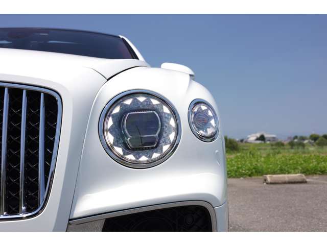 ベントレー フライングスパー ６．０ ４ＷＤ R2年 (東海) 99