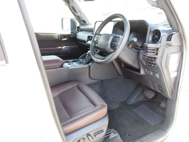 トヨタ ランドクルーザー２５０ ２．８ ＺＸ ディーゼルターボ ４ＷＤ R6年 (関東) 99