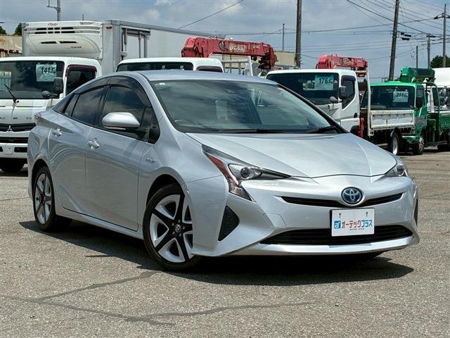 トヨタ プリウス １．８ Ｓ ツーリングセレクション H28年 (関東) 99