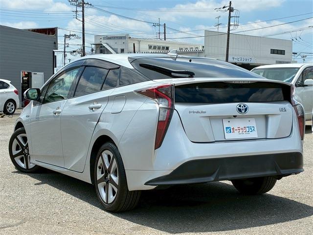 トヨタ プリウス １．８ Ｓ ツーリングセレクション H28年 (関東) 99