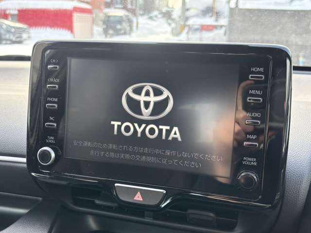 トヨタ ヤリス １．５ ハイブリッド Ｚ Ｅ－ＦＯＵＲ ４ＷＤ R4年 (北海道) 99