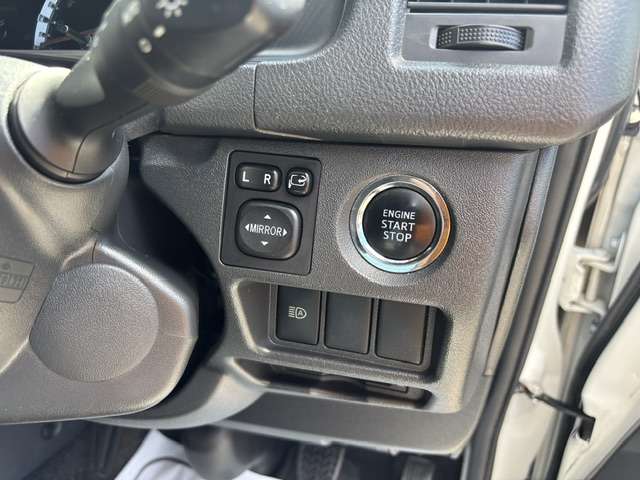 トヨタ ハイエースバン ２．８ スーパーＧＬ ダークプライムＩＩ ロングボディ ディーゼルターボ R1年 (九州・沖縄) 99