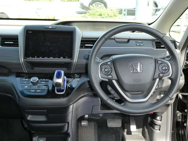 ホンダ フリード＋　ハイブリッド １．５ ハイブリッド ＥＸ H30年 (関東) 99