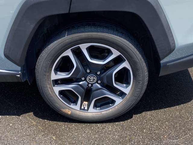 トヨタ ＲＡＶ４ ２．０ アドベンチャー ４ＷＤ R2年 (東北) 99