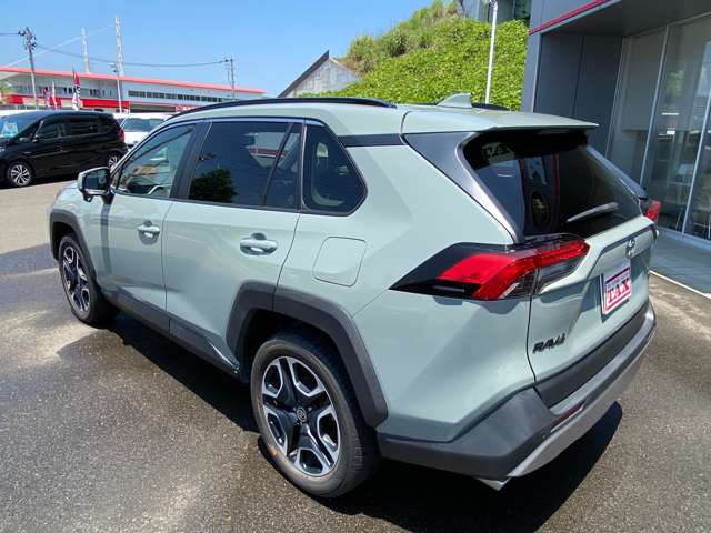 トヨタ ＲＡＶ４ ２．０ アドベンチャー ４ＷＤ R2年 (東北) 99