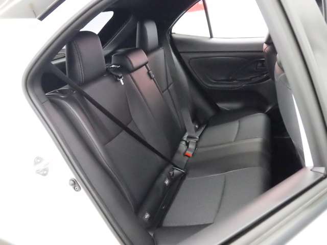 トヨタ ヤリスクロス　ハイブリッド １．５ ハイブリッド Ｚ Ｅ－ＦＯＵＲ ４ＷＤ R7年 (東北) 99