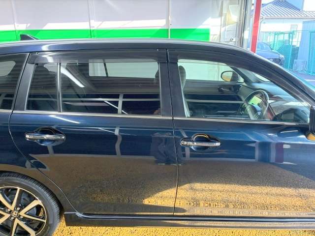 トヨタ カローラフィールダー　ハイブリッド １．５ ハイブリッド Ｇ Ｗ×Ｂ H29年 (関東) 99