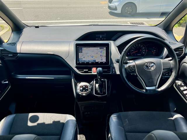 トヨタ ノア ２．０ ＳＩ ＷＸＢ H30年 (近畿) 99