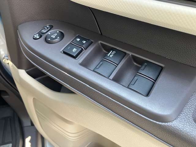 ホンダ Ｎ　ＢＯＸ ６６０ Ｇ Ｌ ホンダセンシング R1年 (近畿) 99