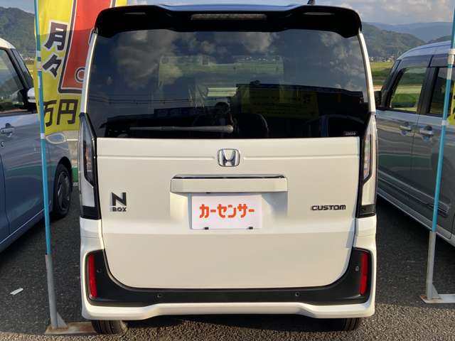 ホンダ Ｎ　ＢＯＸ カスタム ６６０ ターボ コーディネートスタイル ２トーン R6年 (九州・沖縄) 99