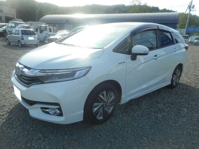 ホンダ シャトル １．５ ハイブリッド Ｘ H28年 (北海道) 99