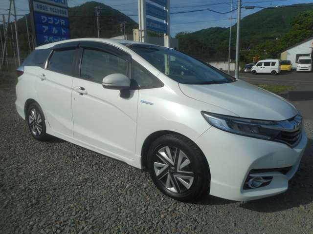 ホンダ シャトル １．５ ハイブリッド Ｘ H28年 (北海道) 99