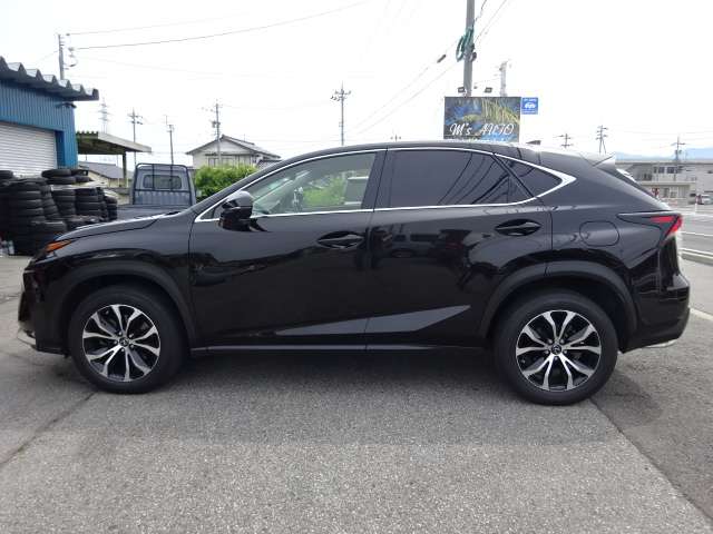 レクサス ＮＸ２００ｔ ２００Ｔ ４ＷＤ H27年 (甲信越・北陸) 99