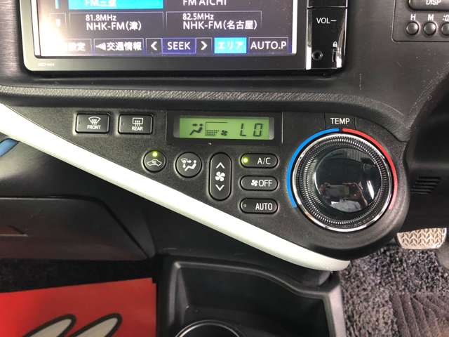 トヨタ アクア １．５ Ｓ H26年 (近畿) 99
