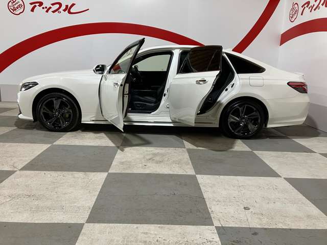トヨタ クラウン　ハイブリッド ハイブリッド ２．５ ＲＳ ＦＯＵＲ ４ＷＤ R2年 (東北) 99