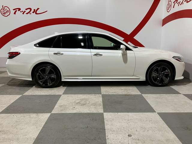 トヨタ クラウン　ハイブリッド ハイブリッド ２．５ ＲＳ ＦＯＵＲ ４ＷＤ R2年 (東北) 99
