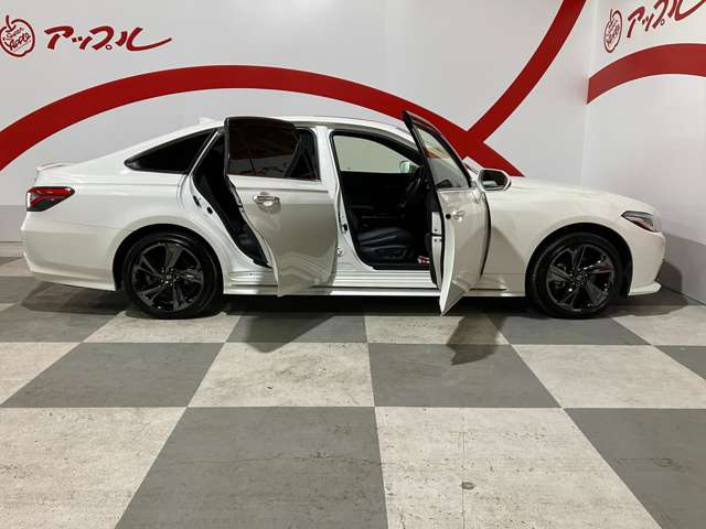 トヨタ クラウン　ハイブリッド ハイブリッド ２．５ ＲＳ ＦＯＵＲ ４ＷＤ R2年 (東北) 99