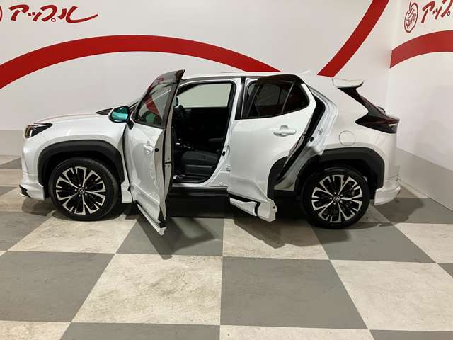 トヨタ ヤリスクロス　ハイブリッド １．５ ハイブリッド Ｚ Ｅ－ＦＯＵＲ ４ＷＤ R6年 (東北) 99