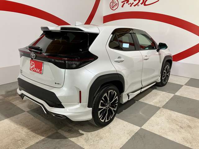 トヨタ ヤリスクロス　ハイブリッド １．５ ハイブリッド Ｚ Ｅ－ＦＯＵＲ ４ＷＤ R6年 (東北) 99