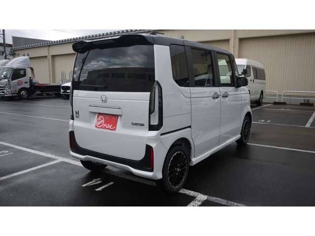 ホンダ Ｎ　ＢＯＸ カスタム ６６０ ４ＷＤ R7年 (東北) 99
