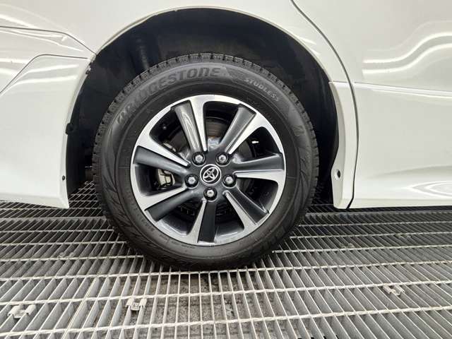トヨタ ヴォクシー ２．０ ＺＳ 煌ＩＩＩ ４ＷＤ R3年 (東北) 99