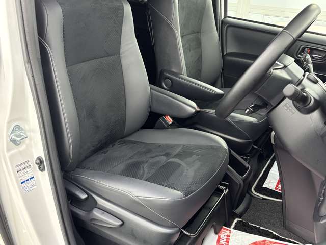 トヨタ ヴォクシー ２．０ ＺＳ 煌ＩＩＩ ４ＷＤ R3年 (東北) 99