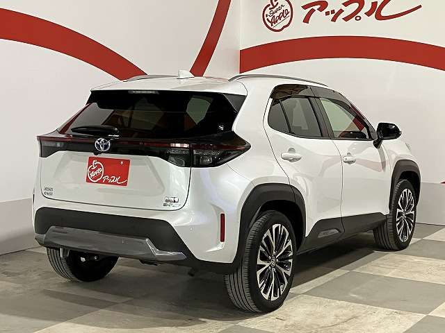 トヨタ ヤリスクロス　ハイブリッド １．５ ハイブリッド Ｚ アドベンチャー Ｅ－ＦＯＵＲ ４ＷＤ R4年 (東北) 99