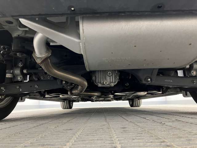 スバル インプレッサスポーツ １．６ Ｉ－Ｓ アイサイト ４ＷＤ H28年 (東北) 99