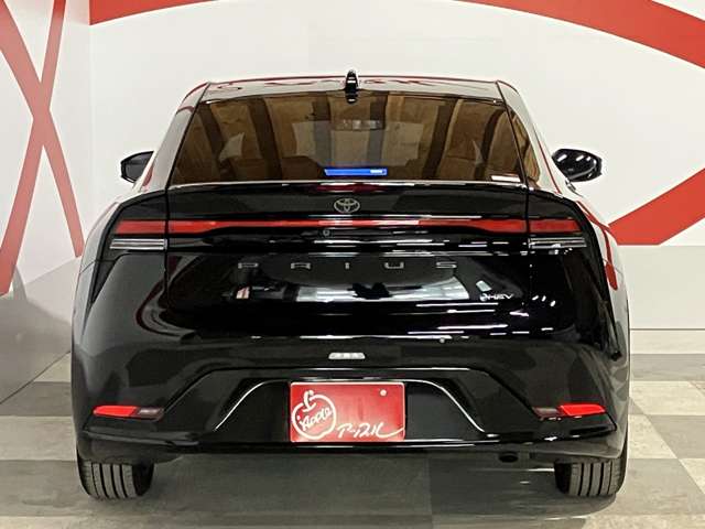 トヨタ プリウス ２．０ Ｚ Ｅ－ＦＯＵＲ ４ＷＤ R5年 (東北) 99