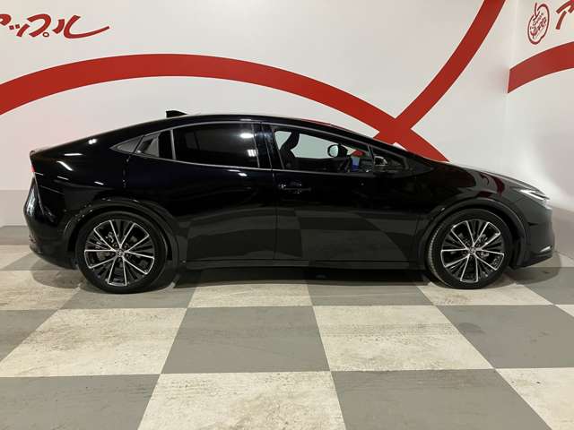 トヨタ プリウス ２．０ Ｚ Ｅ－ＦＯＵＲ ４ＷＤ R5年 (東北) 99