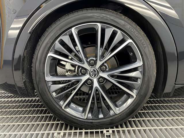 トヨタ プリウス ２．０ Ｚ Ｅ－ＦＯＵＲ ４ＷＤ R5年 (東北) 99