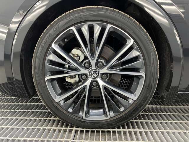 トヨタ プリウス ２．０ Ｚ Ｅ－ＦＯＵＲ ４ＷＤ R5年 (東北) 99