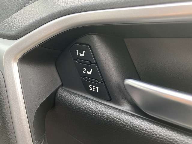 トヨタ ＲＡＶ４ ２．５ ハイブリッド Ｇ Ｅ－ＦＯＵＲ ４ＷＤ R2年 (東北) 99